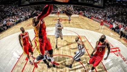 九游游戏中心下载-摩洛哥队在巴黎奥运会男足比赛中展现出高效的快攻配合，摩洛哥著名足球运动员